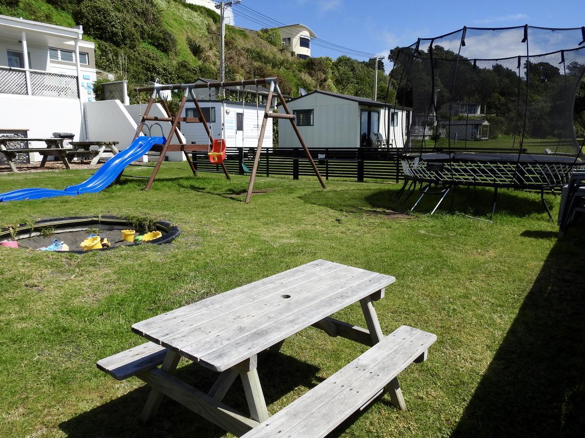 Oakura Beach Holiday Park Exterior photo