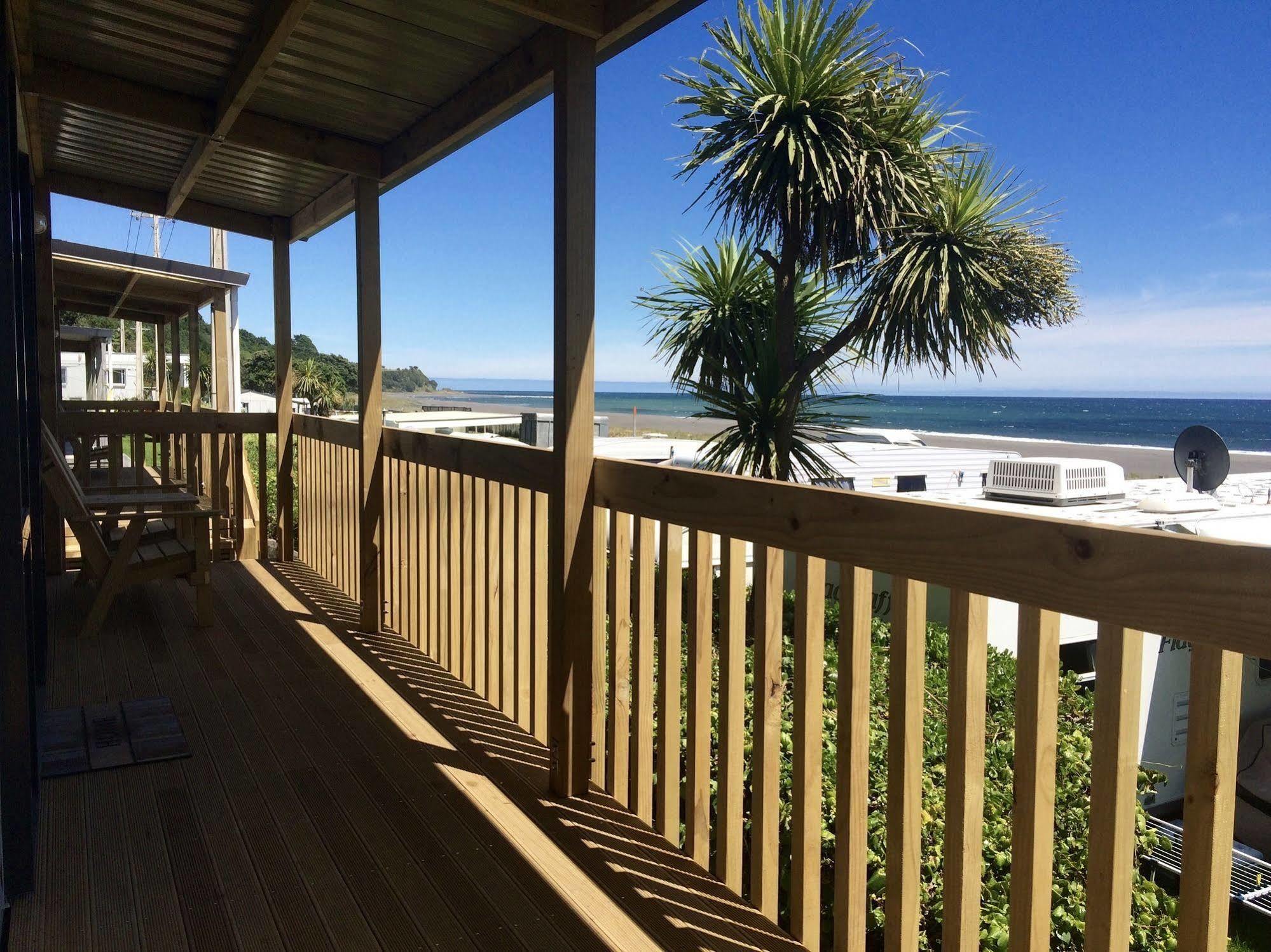 Oakura Beach Holiday Park Exterior photo